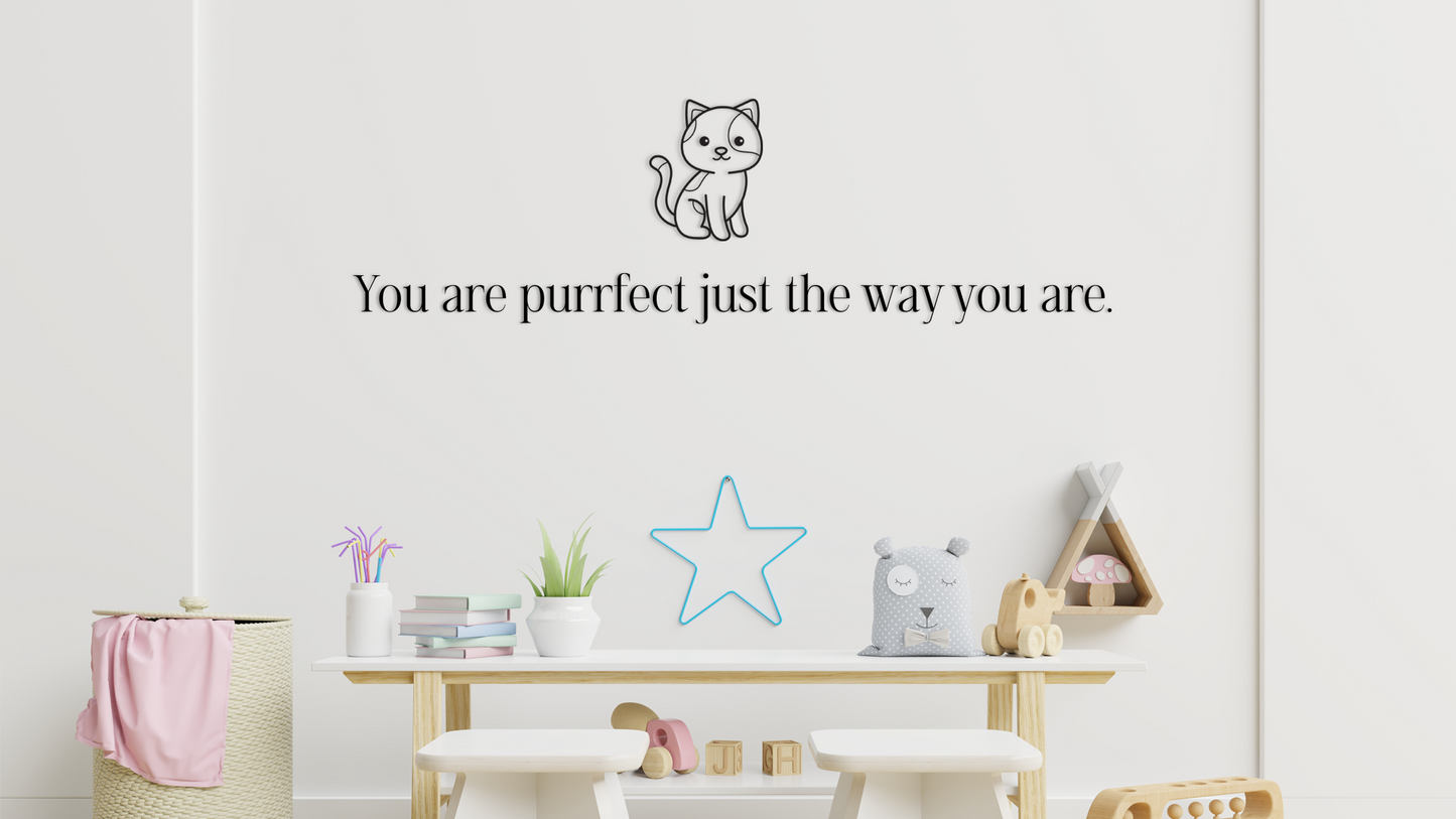 Children's room with a table, chairs, and decorative items on a white wall with a cat illustration and text. - Acrylic glas dekor - Vibewall