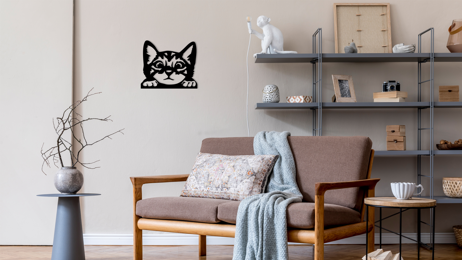 Pet wall decor featuring an illustration of a Curious Kitten. Acrylic glass decor - Vibewall